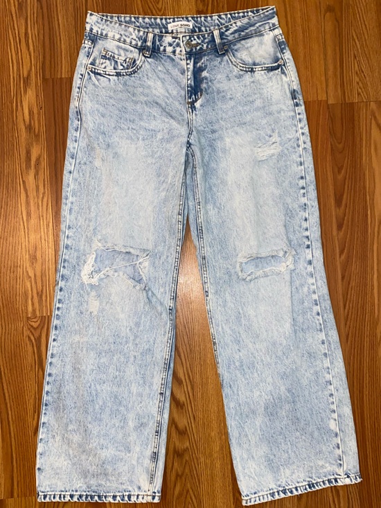 Love Soho Denim - Love Soho | Light Wash Distressed Women's Jeans | Size 7